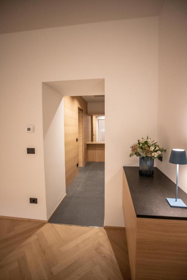 S1 Luxury Suites And Rooms Τεργέστη Εξωτερικό φωτογραφία