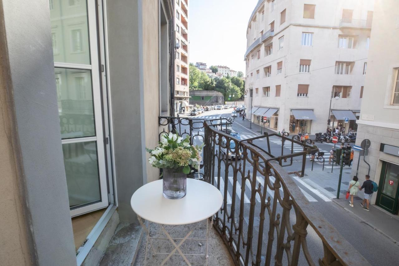 S1 Luxury Suites And Rooms Τεργέστη Εξωτερικό φωτογραφία