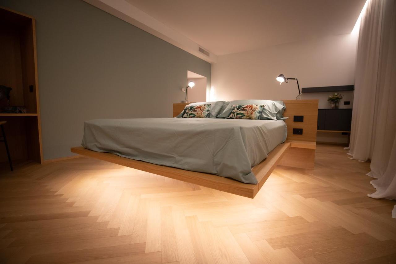 S1 Luxury Suites And Rooms Τεργέστη Εξωτερικό φωτογραφία