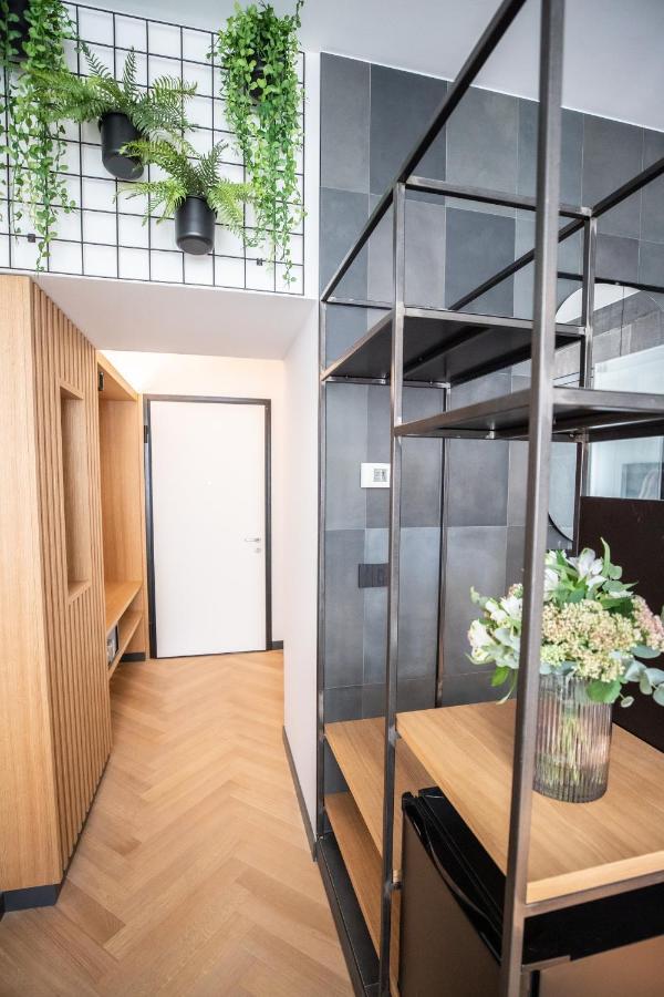 S1 Luxury Suites And Rooms Τεργέστη Εξωτερικό φωτογραφία